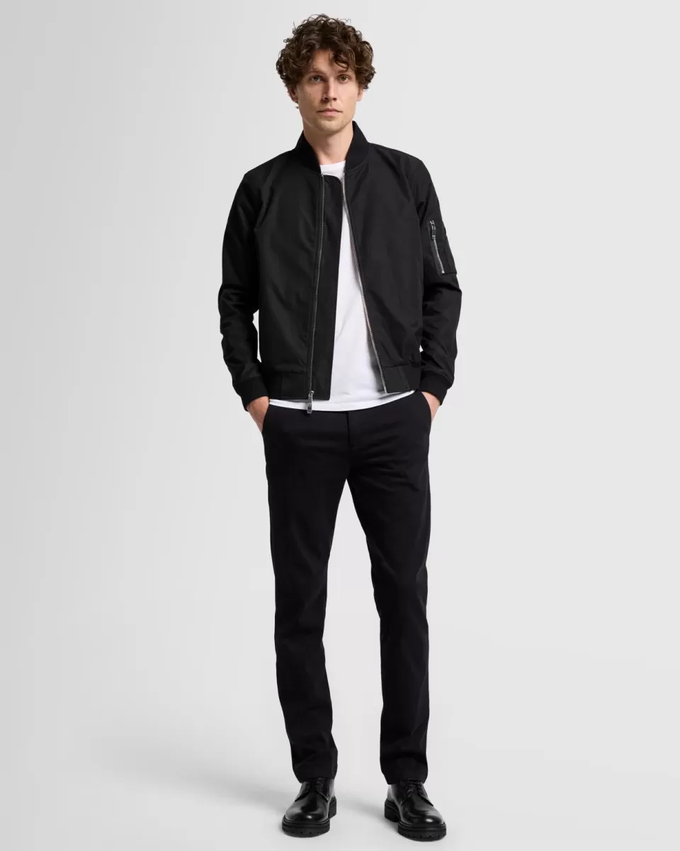 7 For All Mankind Luxe Performance Sateen Slimmy Chino in Black