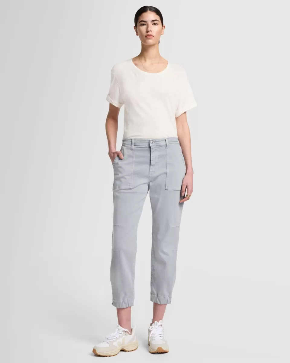 Women 7 For All Mankind Slim Illusion Darted Boyfriend Jogger in Light Cloud