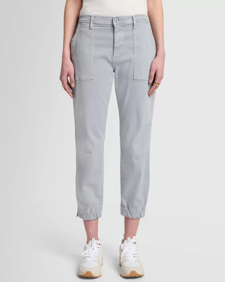 Women 7 For All Mankind Slim Illusion Darted Boyfriend Jogger in Light Cloud